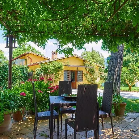 בקתה Casa Del Glicine